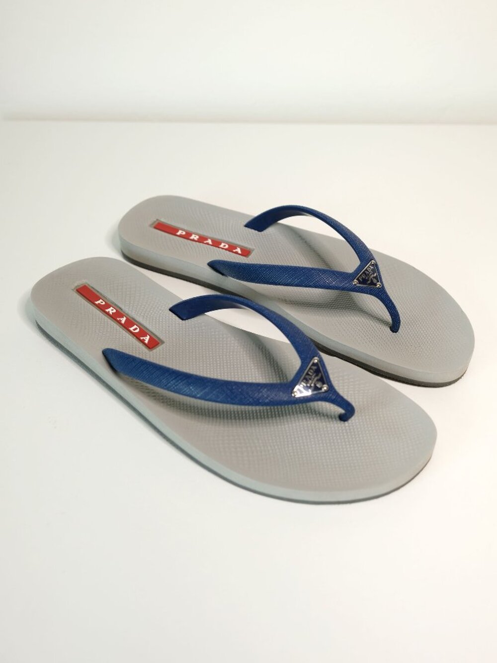 Y2K Archival Prada Linea Rossa flip flops, metal triangle logo, Y-straps, Size 8